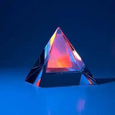 Circular testimonial image